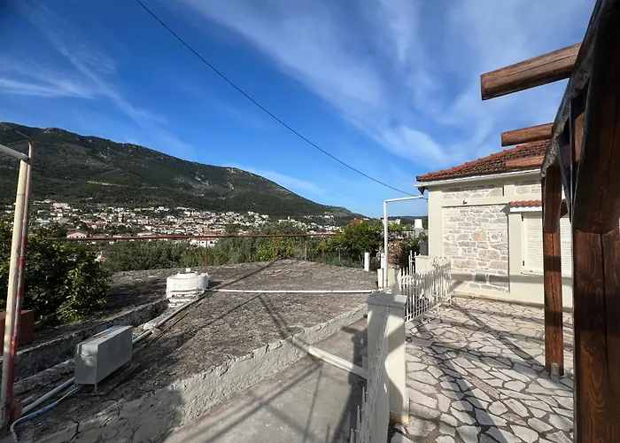 Mythic Gem Semesterbostad